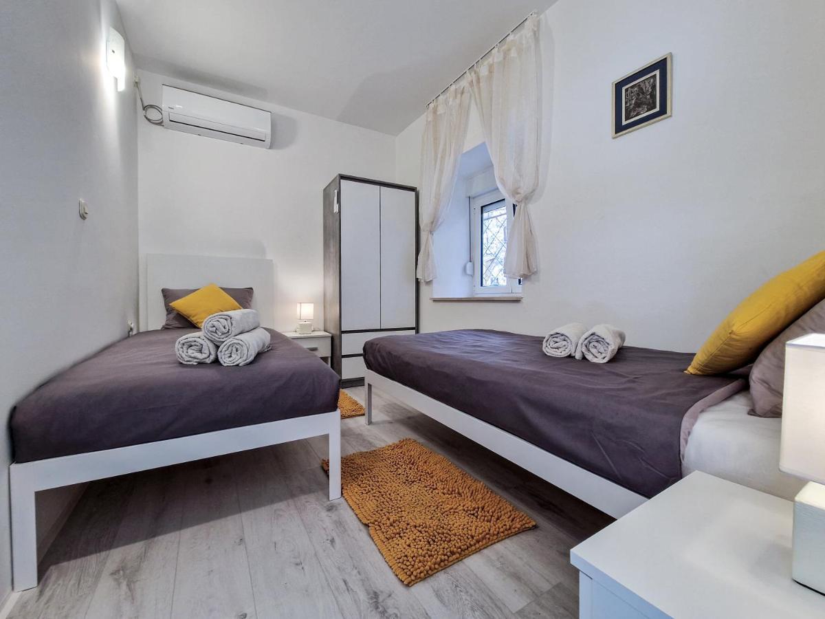 I Smile Apartment Split Luaran gambar