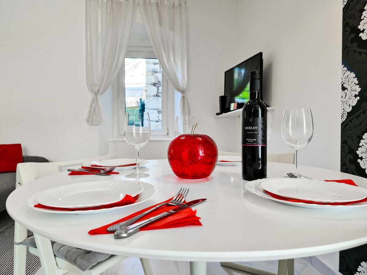 I Smile Apartment Split Luaran gambar